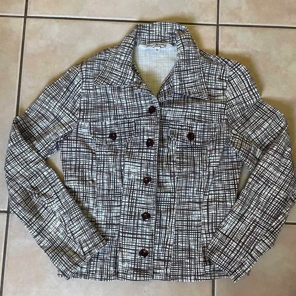 Line Patterned Jacket - image 2